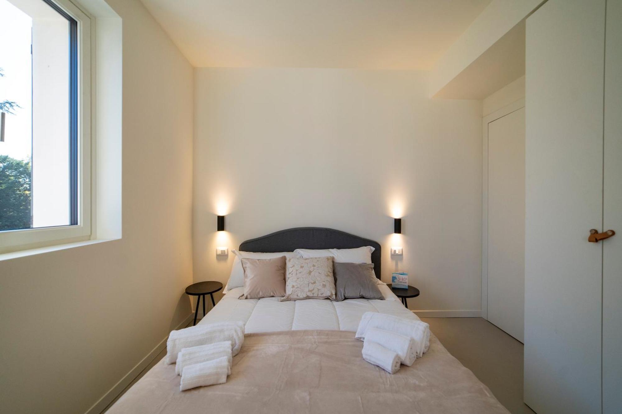 Via Vittorio Veneto 468 Chiari Aparthotel Bagian luar foto