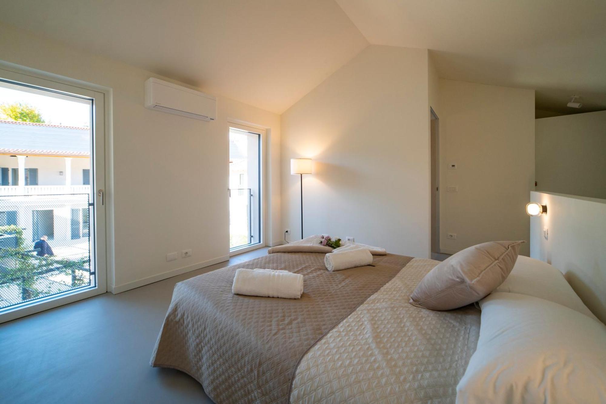 Via Vittorio Veneto 468 Chiari Aparthotel Bagian luar foto